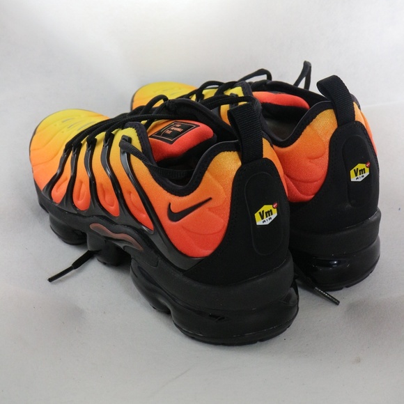SOLD! NIKE VaporMax Plus Sunset Sneakers Deadstock - Picture 5 of 8